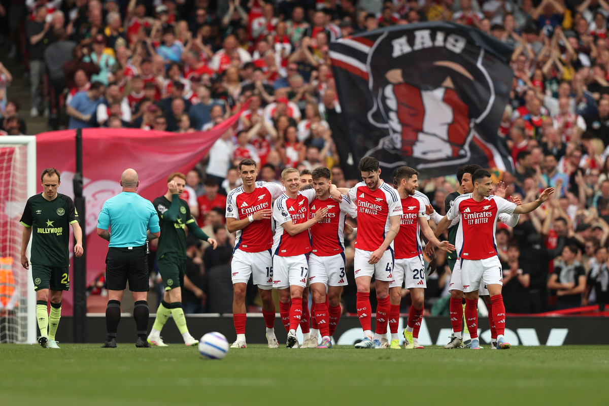 CBA季后赛前瞻：广东队争夺三连冠,（CBA季后赛展望：广东冲击三连冠）