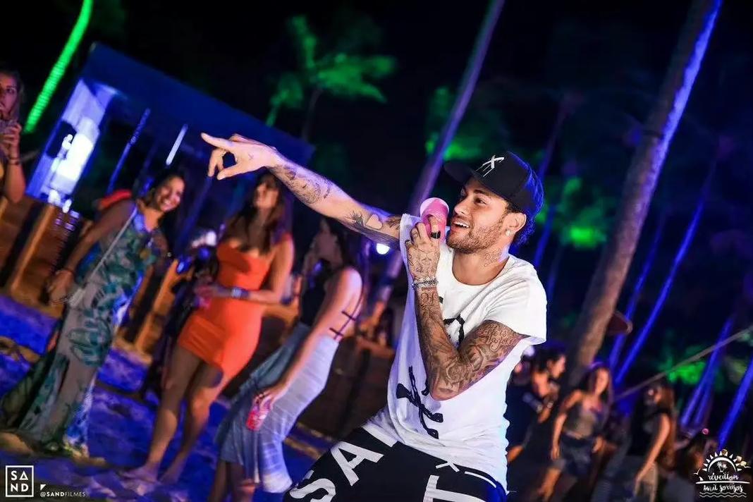 （粤港澳全运会）网球男子单打：奥运亚军张之臻战胜对手晋级（粤港澳全运会男单：奥运亚军张之臻取胜晋级）