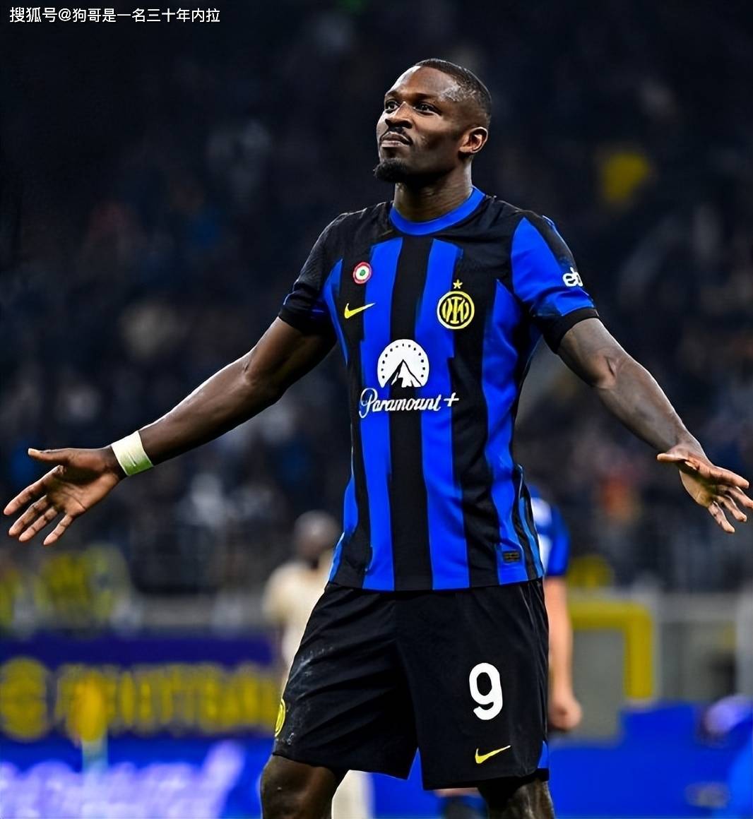 帕金斯：现在的亚历山大给我一种乔丹的即视感（帕金斯：如今的亚历山大让我想起乔丹）