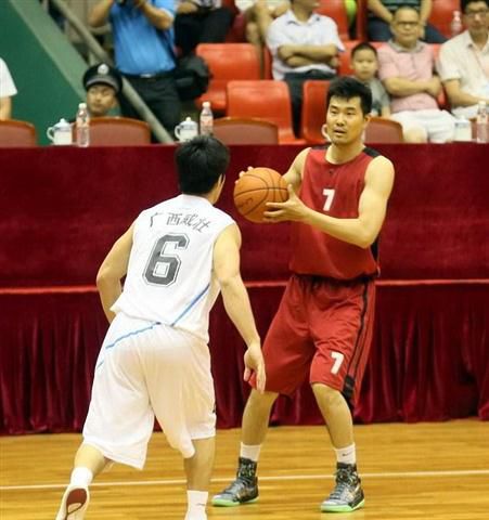 美国大学篮球迎新一届天才（美国大学篮坛迎来天才新生代）