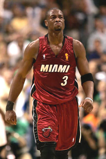 澳超战报：桑托斯破门被吹，麦克阿瑟FC 0-0墨尔本胜利（澳超赛况：桑托斯进球被判无效，麦克阿瑟FC与墨尔本胜利0-0握手言和）