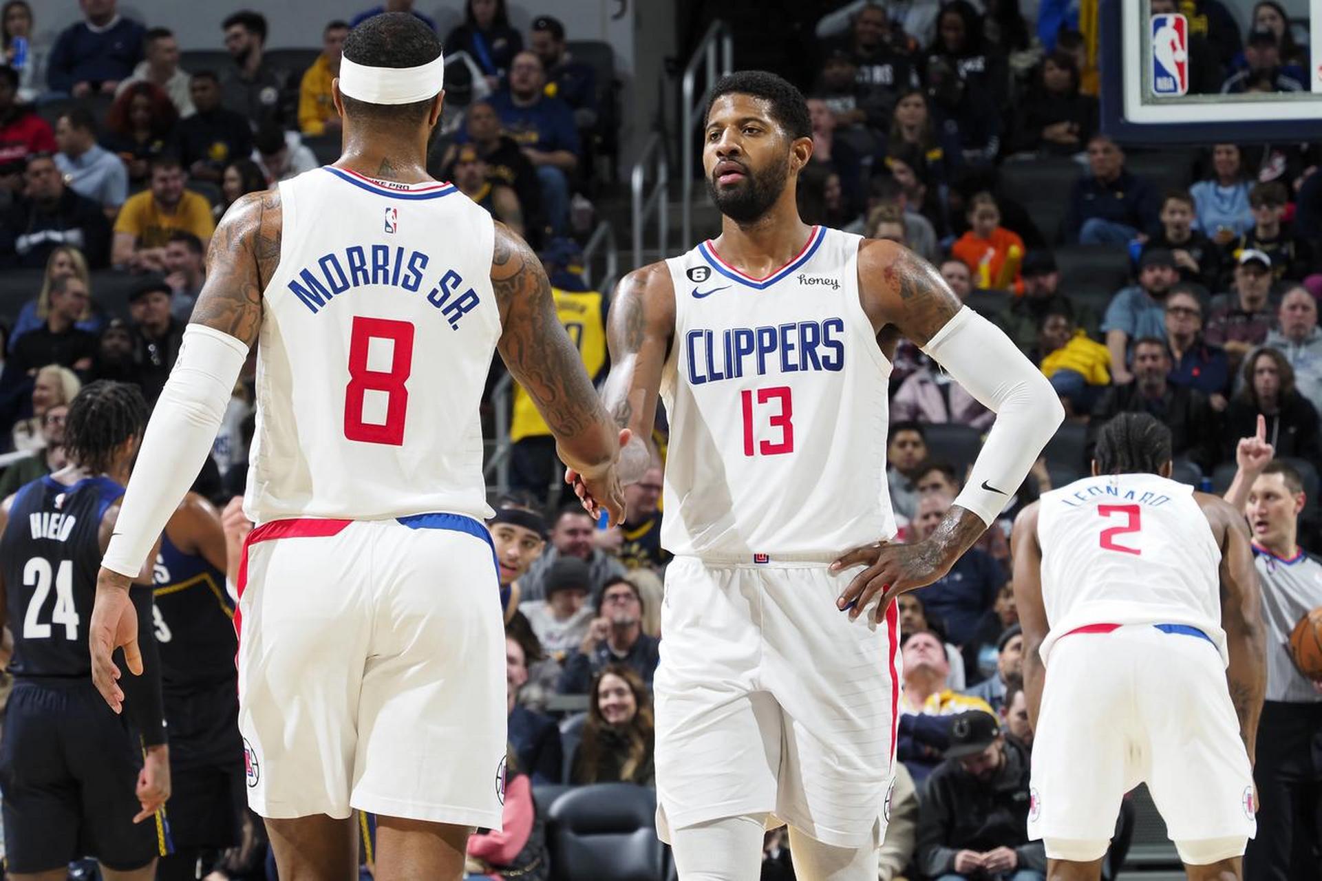 美记：马刺将哈珀和卡斯尔视为“非卖品”，不会交易他们（美记：马刺将哈珀与卡斯尔列为非卖核心，拒绝任何交易）