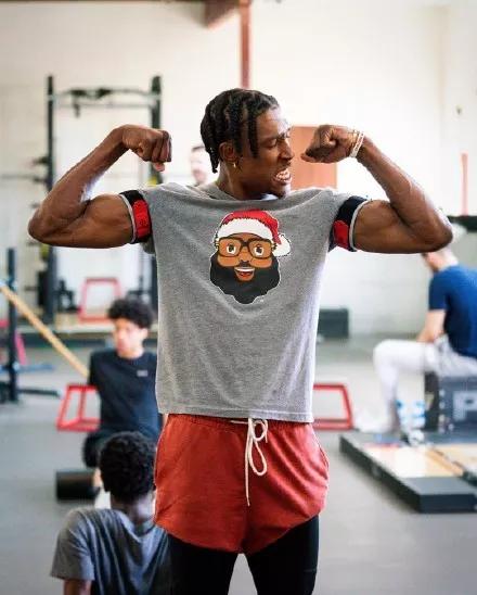 NBA球员数据统计：得分、篮板、助攻排行,（NBA球员三大数据排行榜：得分、篮板、助攻）