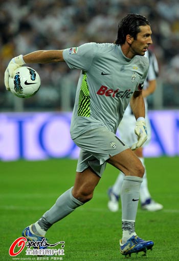 卡莱尔：保罗是锁定首轮提名名人堂的球员，被裁很快会被遗忘（卡莱尔：保罗铁定首轮入选名人堂，被裁风波很快会被遗忘）