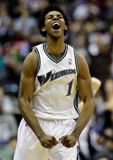 安阳市残联看望慰问全国残特奥会铁人三项获奖运动员胡旭静（安阳市残联慰问全国残特奥会铁人三项获奖选手胡旭静）