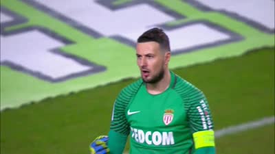 挪超战报：乔根森补时绝杀，博德闪耀2-1奥斯陆保留争冠悬念（挪超快讯：乔根森读秒绝杀，博德闪耀2-1击退奥斯陆，争冠悬念仍在）