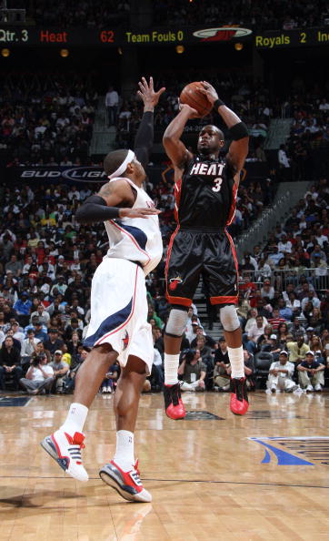 帕雷德斯父亲：我了解一些事情，知道迪巴拉想来博卡（帕雷德斯父亲：我有所了解，迪巴拉倾向加盟博卡）