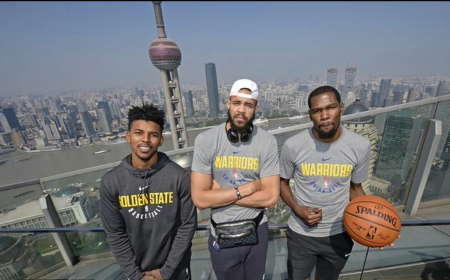 老雷：我无法想象贝林厄姆在世界杯上不首发；更担心后防不稳（老雷：贝林厄姆世界杯应铁定首发，我更担忧后防隐患）